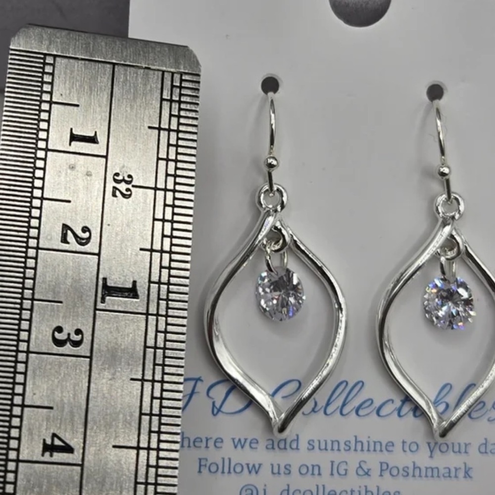 Dangle Earrings Made with Swarovski Crystals Silver Overlay - Picture 2 of 2